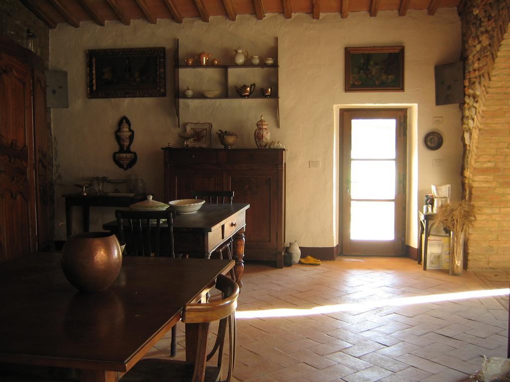 Agriturismo Il Casalino Pari Zewnętrze zdjęcie