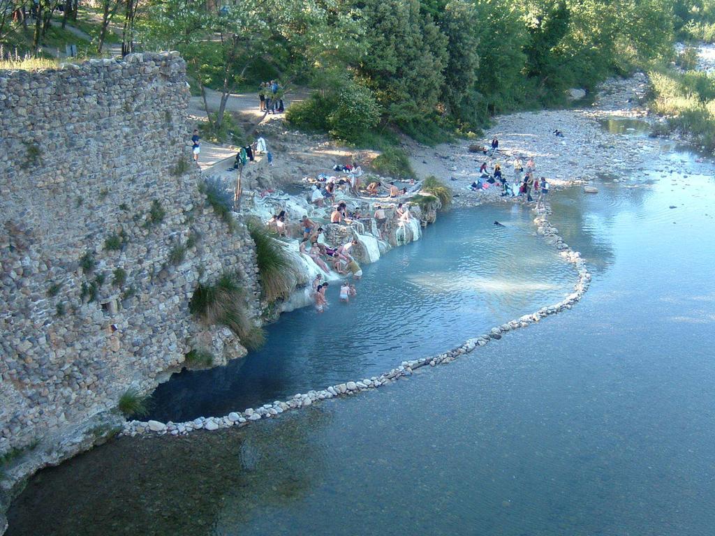 Agriturismo Il Casalino Pari Zewnętrze zdjęcie