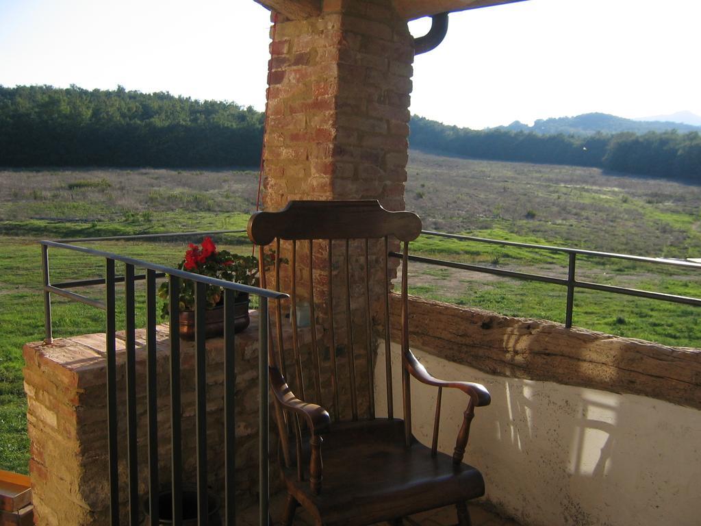 Agriturismo Il Casalino Pari Zewnętrze zdjęcie