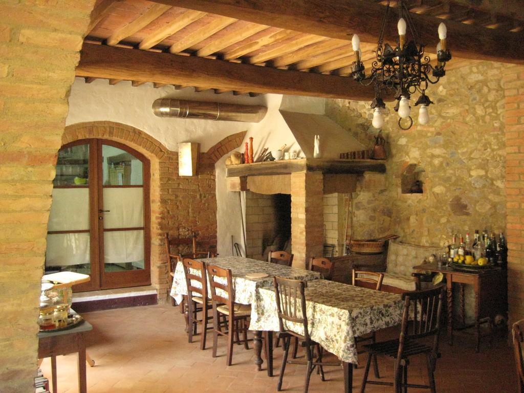 Agriturismo Il Casalino Pari Zewnętrze zdjęcie