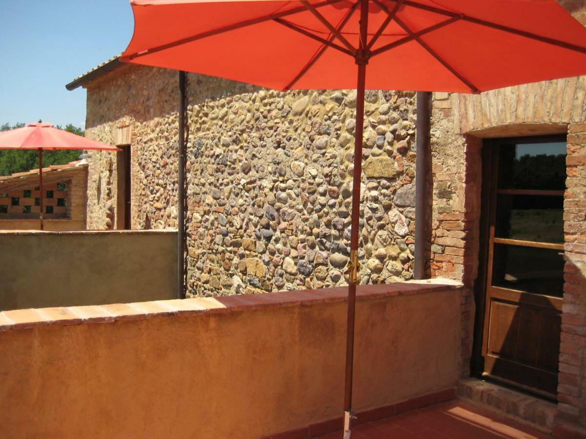 Agriturismo Il Casalino Pari Zewnętrze zdjęcie