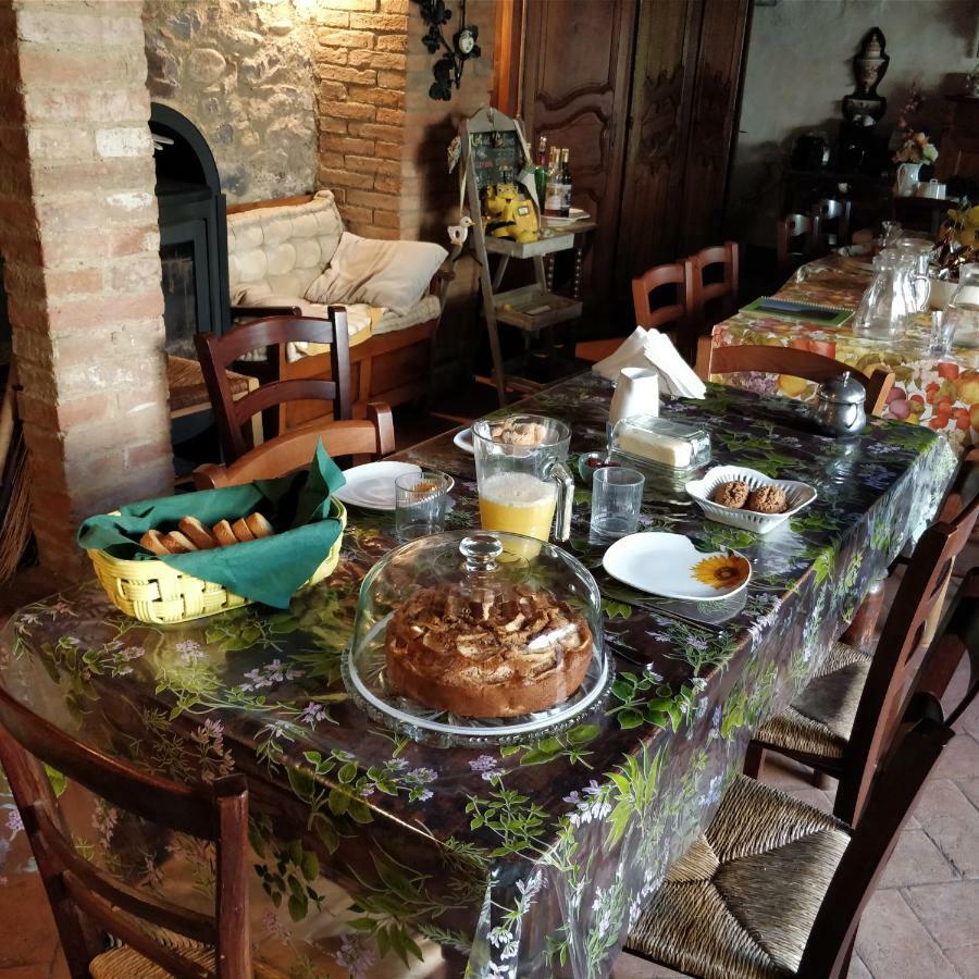 Agriturismo Il Casalino Pari Zewnętrze zdjęcie